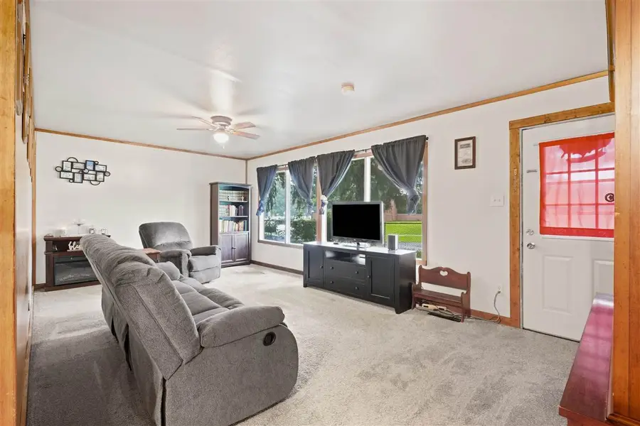 1400 Deforest Ave, Iowa City, IA 52240 - #3