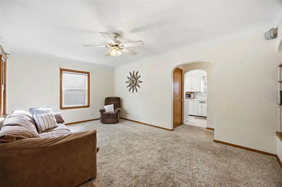 1829 NE K Ave, Cedar Rapids, IA 52402 - #3