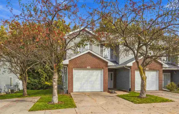 266 Copeland Ln, North Liberty, IA 52317