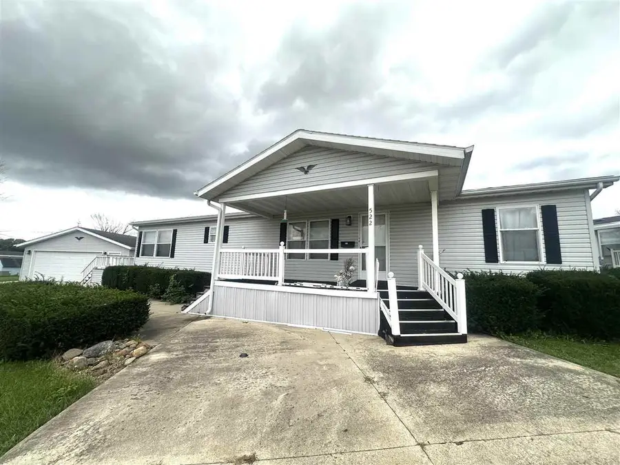 522 Jordan DR, Anamosa, IA 52205 - #2