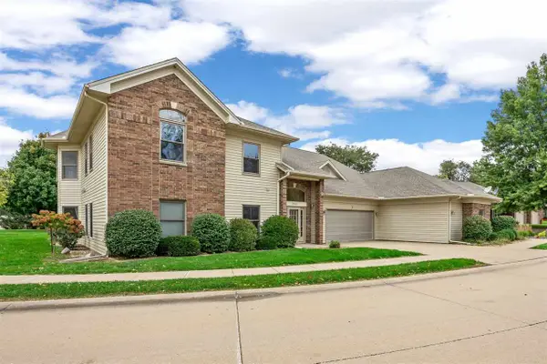 950 Applewood Court, Coralville, IA 52241