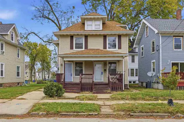 1228 6th Ave SE, Cedar Rapids, IA 52403