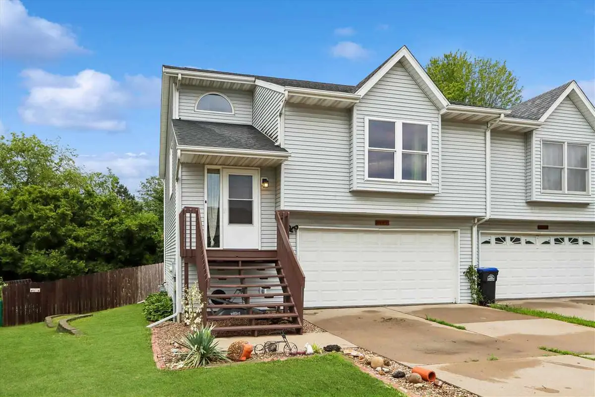 1423 Denali Ct, Coralville, IA 52241 - #1
