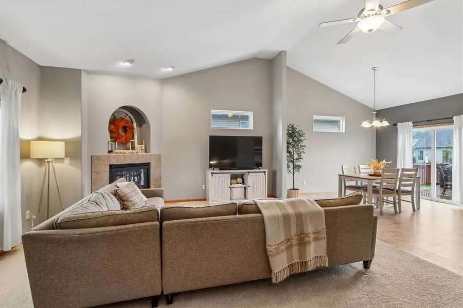 230 Lockview Avenue, North Liberty, IA 52317 - #2
