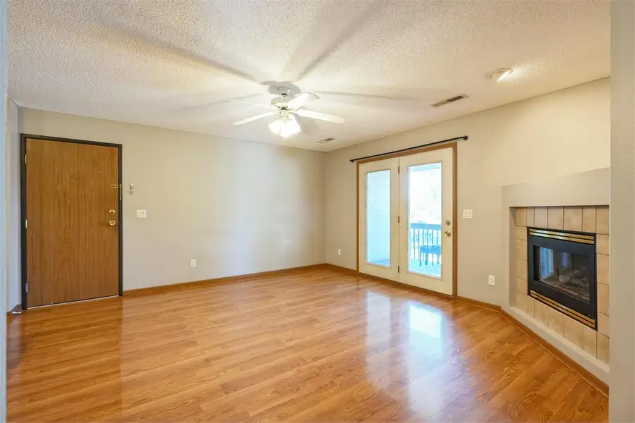540 Augusta Circle #9, North Liberty, IA 52317 - #3