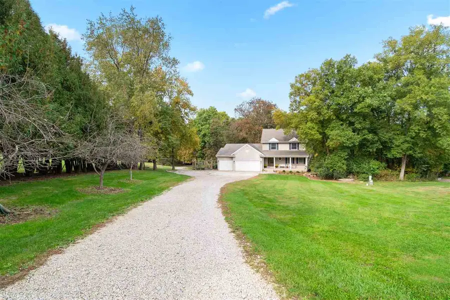 1792 NE Thorncrest Ct, Solon, IA 52333 - #2