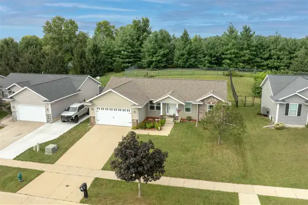 2520 Shaman Ave, Cedar Rapids, IA 52404