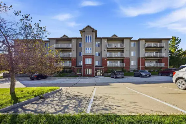420 N 1st Avenue, Iowa City, IA 52245