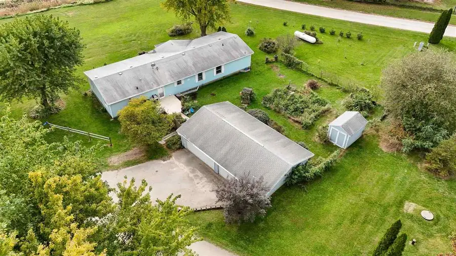 1407 244th Ave, Lisbon, IA 52253 - #3
