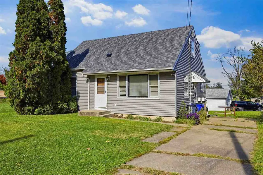 390 SW Wilson Ave, Cedar Rapids, IA 52404 - #2