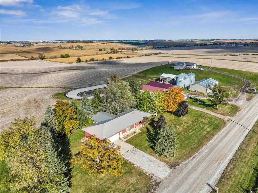 2463 110th Street, Marengo, IA 52301 - #2