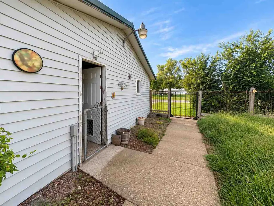 105 W Clay Street, Panora, IA 50216 - #2