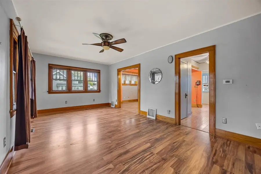 1801 Hamilton St SW, Cedar Rapids, IA 52404 - #3