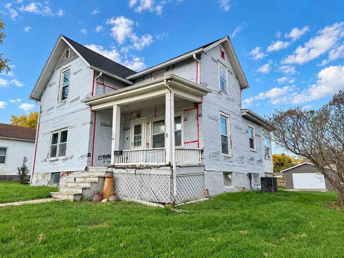 623 N Avenue C, Washington, IA 52353 - #1