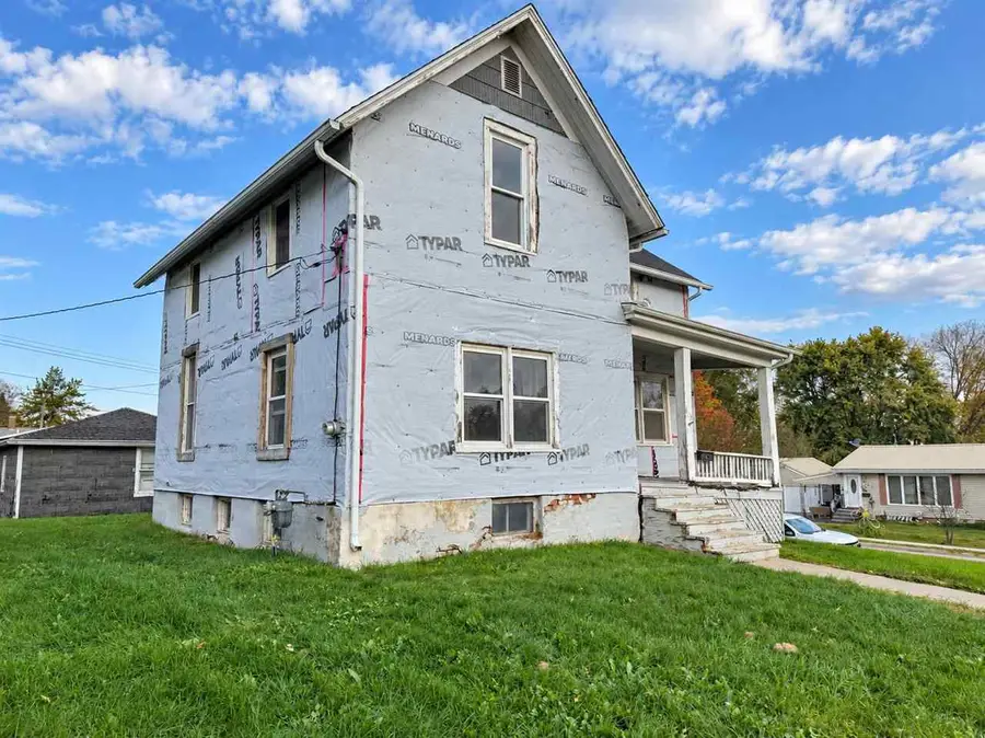623 N Avenue C, Washington, IA 52353 - #2