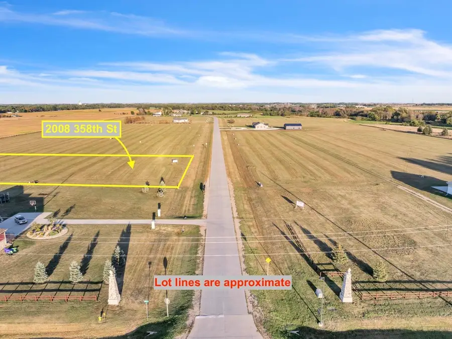 2008 358th Street, Spencer, IA 51301 - Image #2
