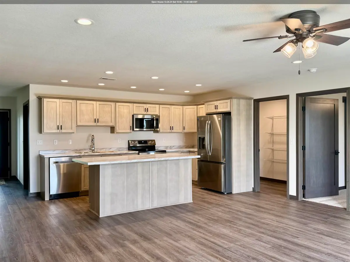 106 34th Avenue W, Spencer, IA 51301 - Image #1