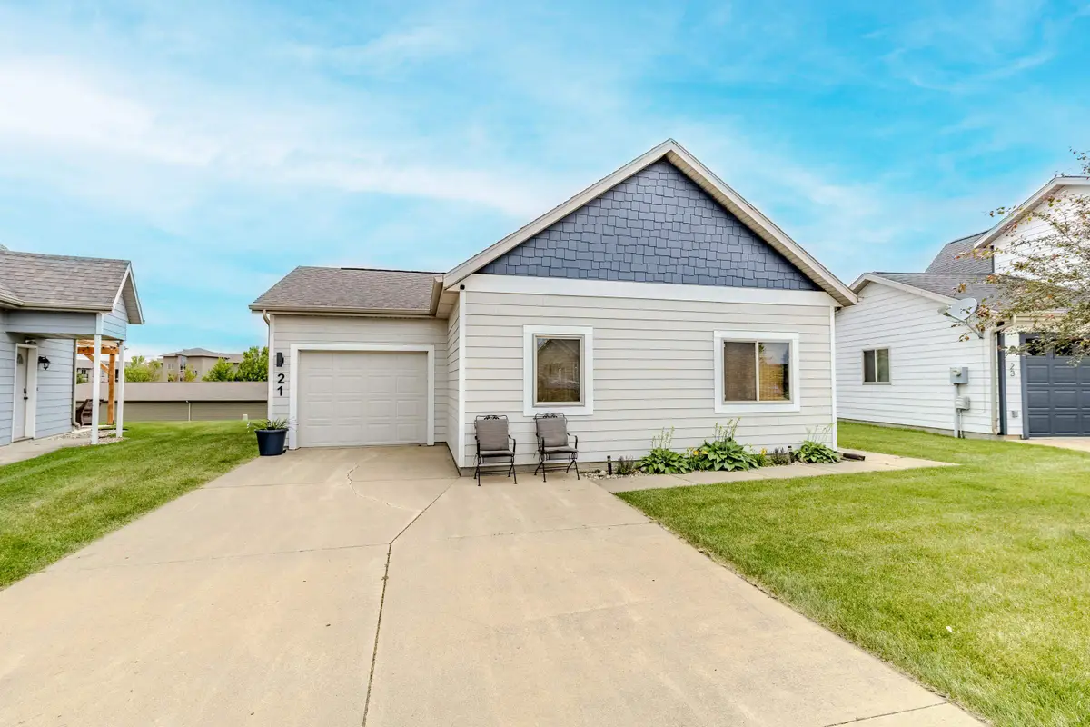 290 240th Avenue #21, Arnolds Park, IA 51331 - Image #1
