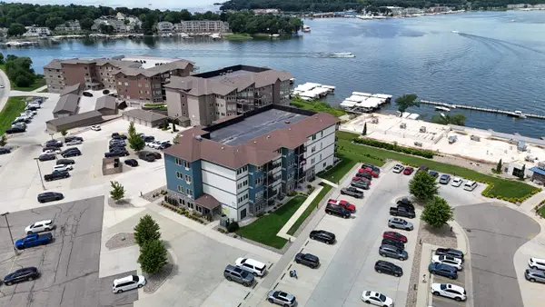 600 Linden Drive #303, Arnolds Park, IA 51331