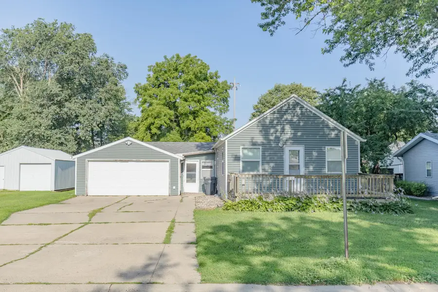 83 Rohr Street, Arnolds Park, IA 51331 - Image #3