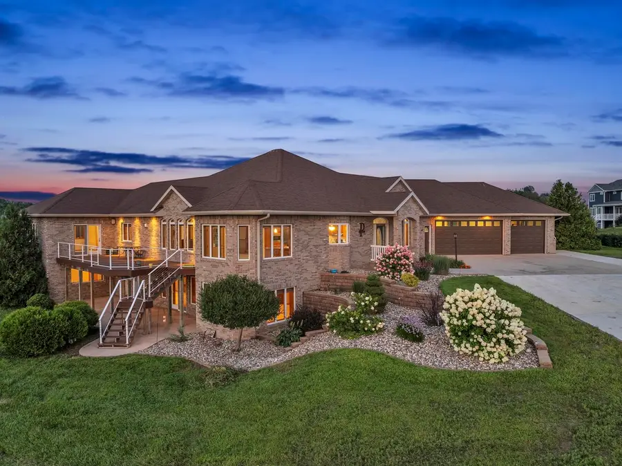 25329 182nd Street, Spirit Lake, IA 51360 - Image #2