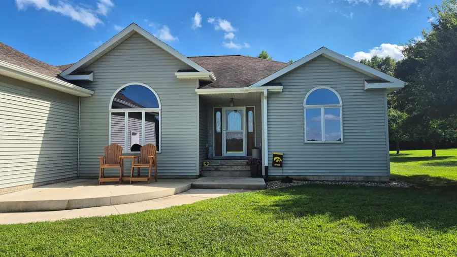 1102 Oak Hill Road, Estherville, IA 51334 - Image #3