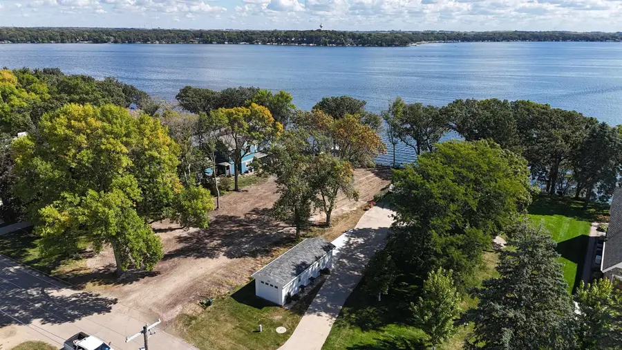 2204 Manhattan Boulevard, Wahpeton, IA 51351 - Image #2