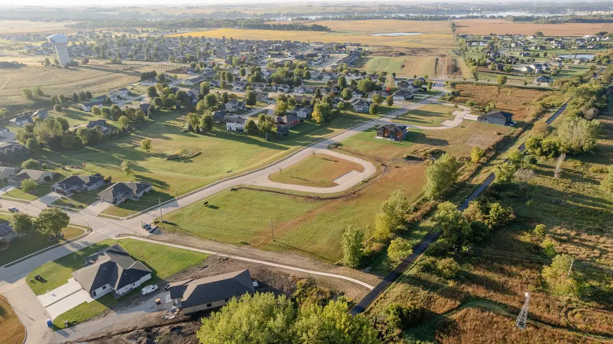 3210 Honeycomb Court #Unit 7, Spirit Lake, IA 51360 - Image #1