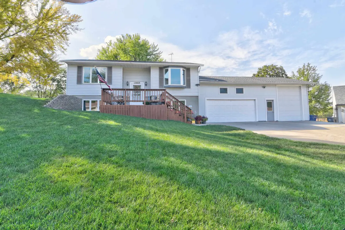 1203 11th Avenue Se, Spencer, IA 51301 - Image #1