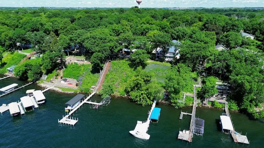 3711 Fairfield Street, Okoboji, IA 51355 - Image #2