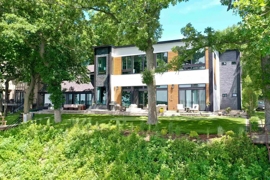 3711 Fairfield Street, Okoboji, IA 51355 - Image #3