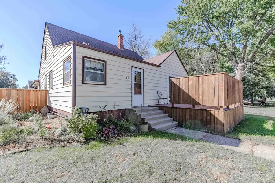 408 Avenue D E, Lake Park, IA 51347 - Image #3