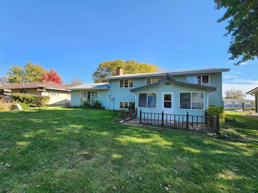 705 Adams Street, Armstrong, IA 50590 - Image #3