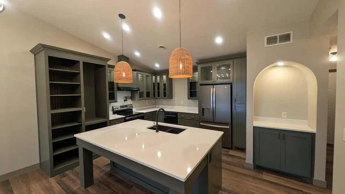 905 5th Ave Sw, Spencer, IA 51301 - Image #1