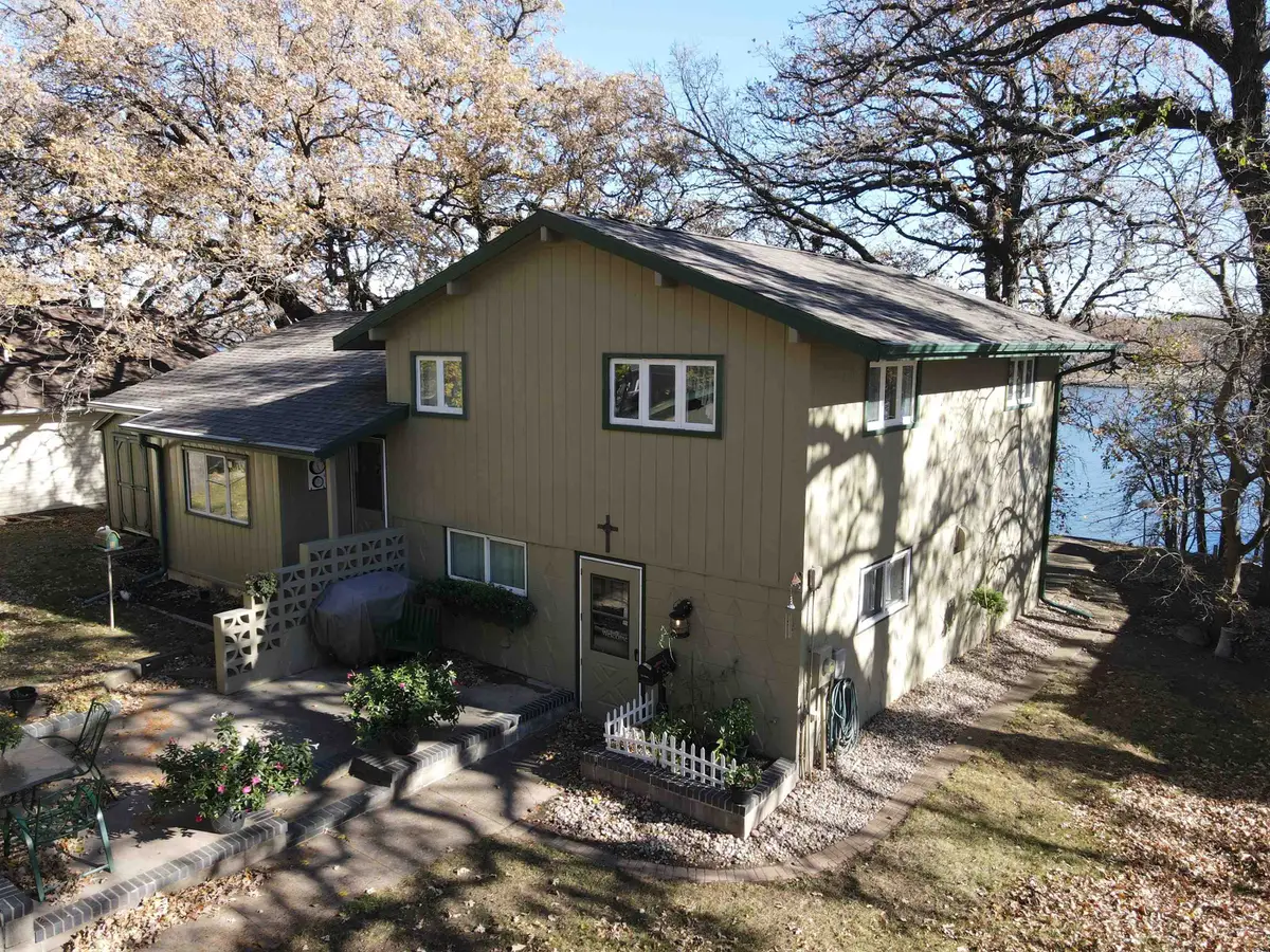 402 15th Street, Spirit Lake, IA 51360 - Image #1