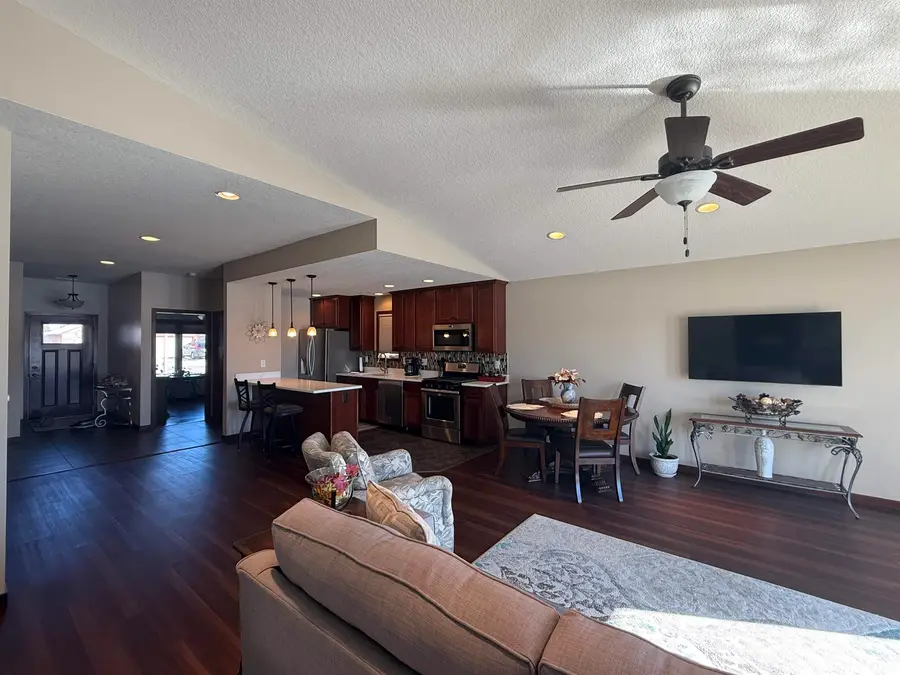 30 Stoneybrook Circle Sw, Spencer, IA 51301 - Image #3