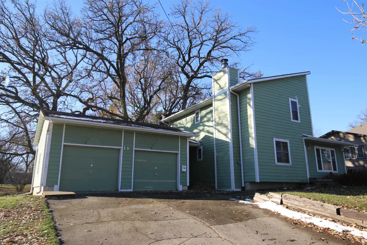 117 21st St, Spirit Lake, IA 51360 - #1