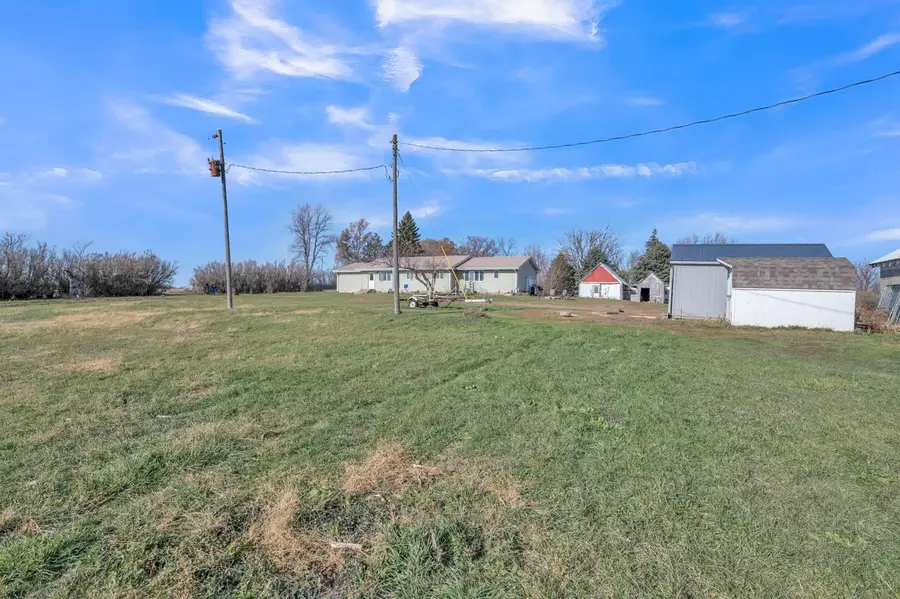 2474 300th Avenue, Lloyd, IA 51351 - Image #3