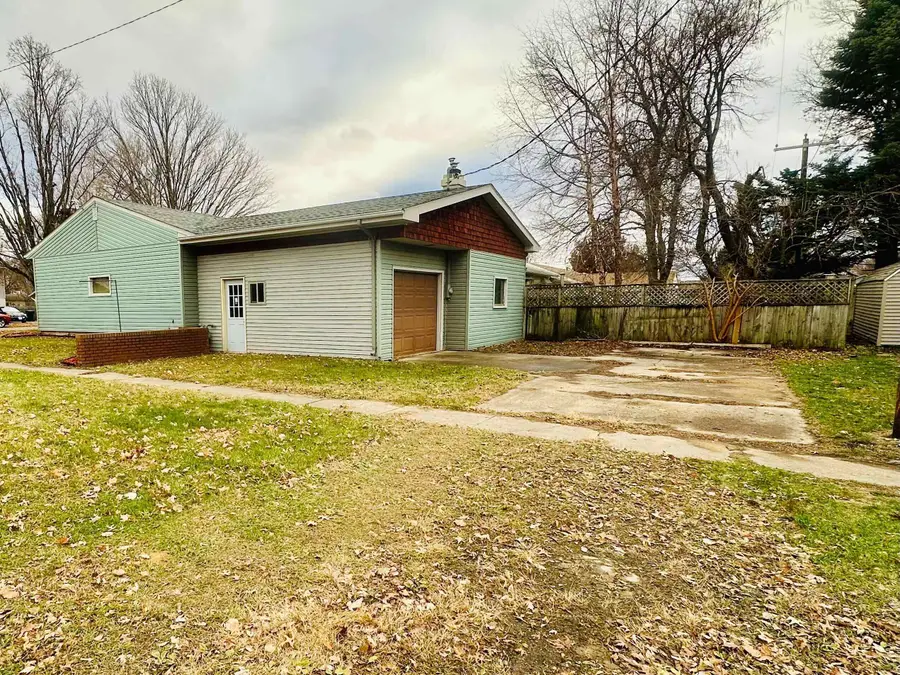 107 N Lincoln Street, Everly, IA 51338 - Image #3