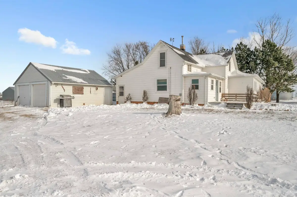1830 190th Avenue, Milford, IA 51351 - Image #1