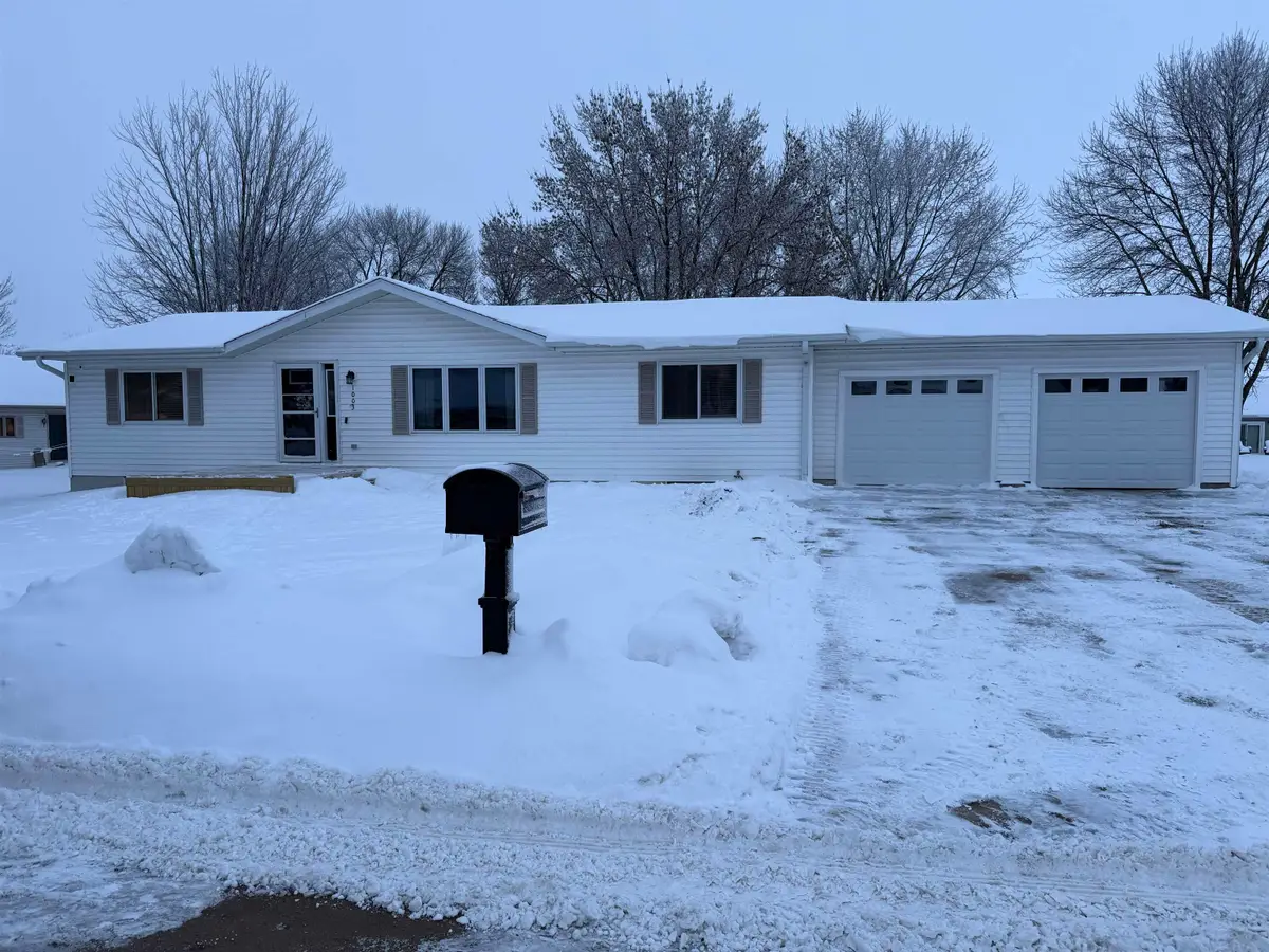 1003 Clayton Street, Lake Park, IA 51347 - Image #1