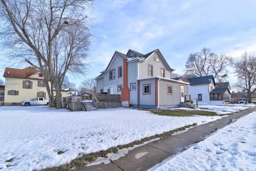 314 N 6th Street, Estherville, IA 51334 - Image #2