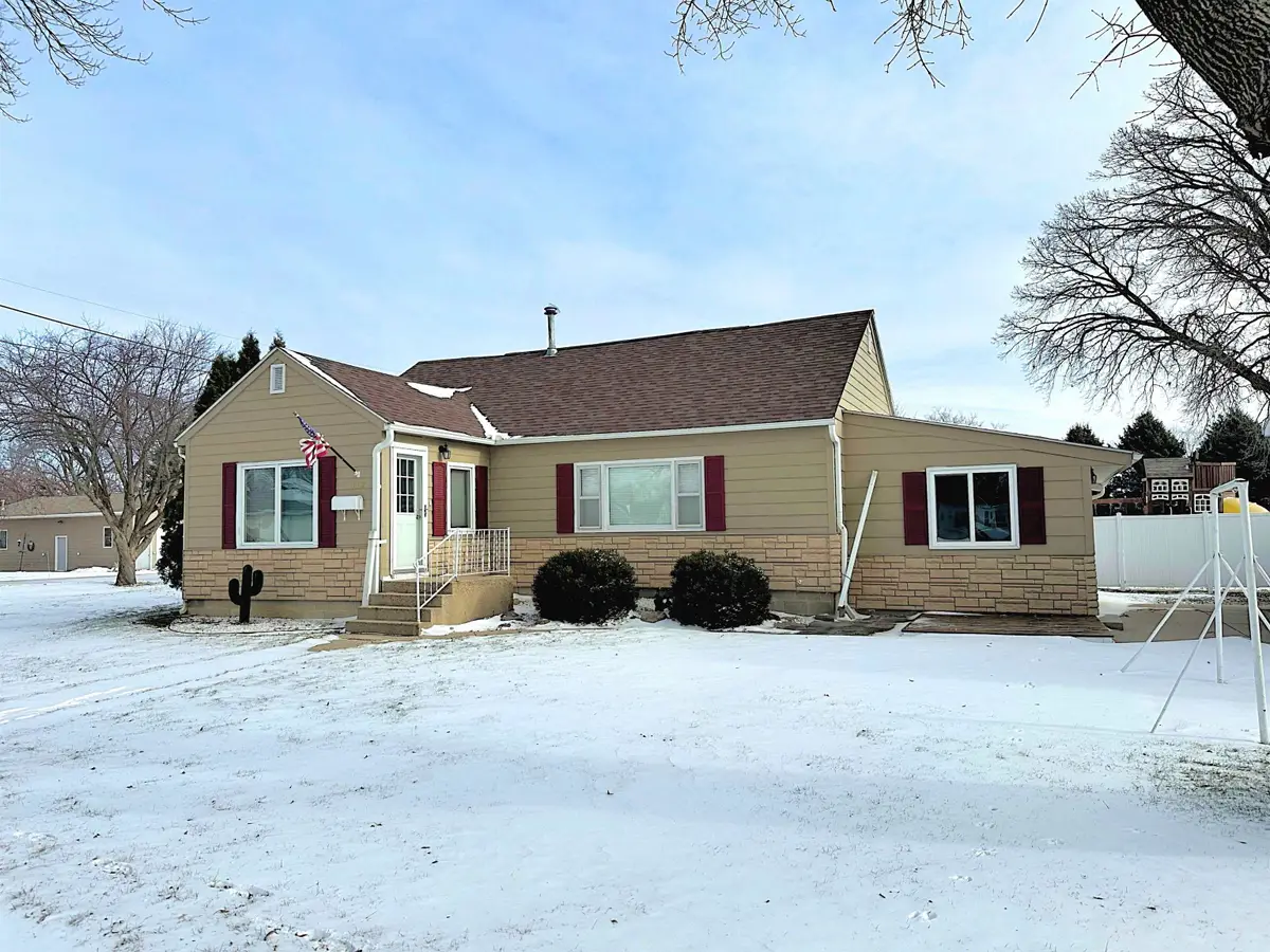 1802 Pleasant Street, Emmetsburg, IA 50536 - Image #1