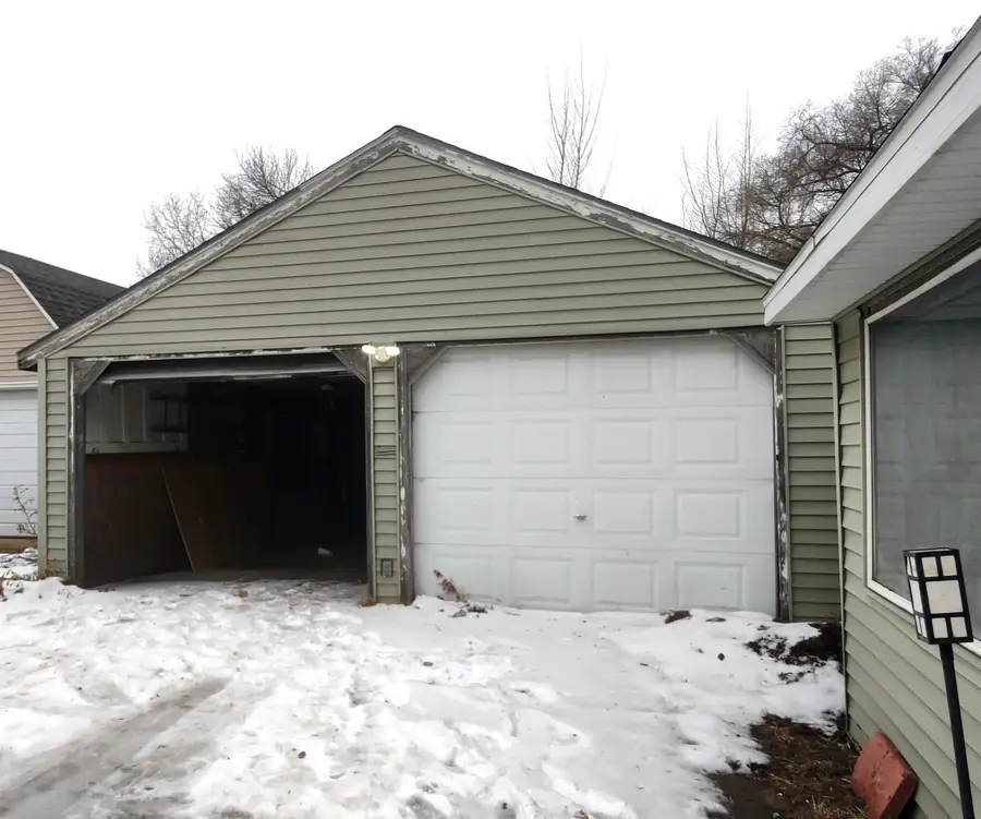 715 N 4th St., Estherville, IA 51334 - Image #2