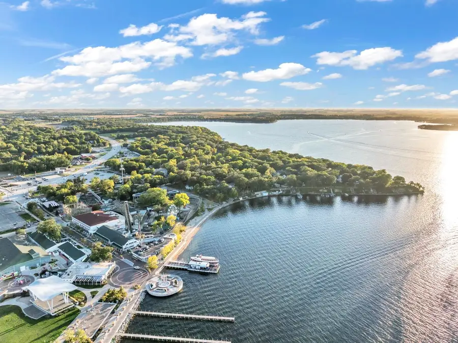 160 Pillsbury Pt, Arnolds Park, IA 51331 - Image #3