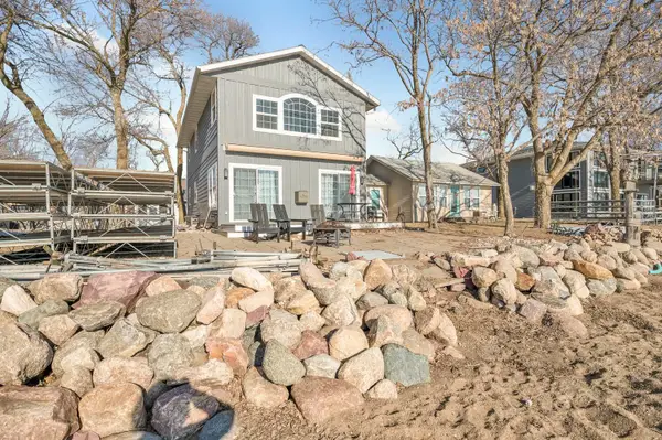 24781 Mcclelland Drive, Spirit Lake, IA 51360
