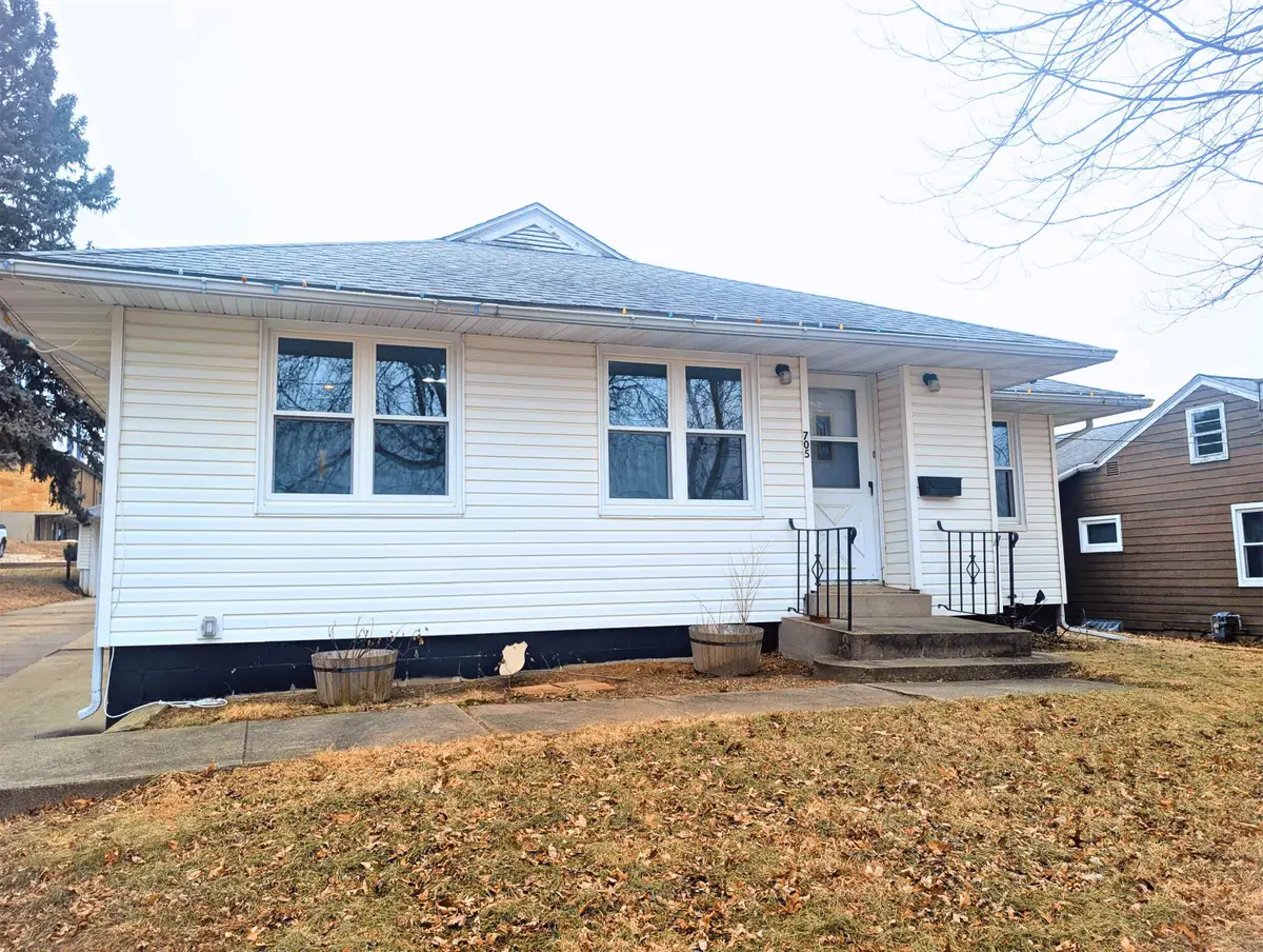 705 Ellen Street, Ida Grove, IA 51445 - #1