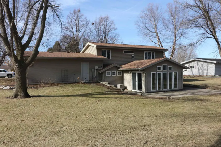 1214 11th Avenue Se, Spencer, IA 51301 - #3