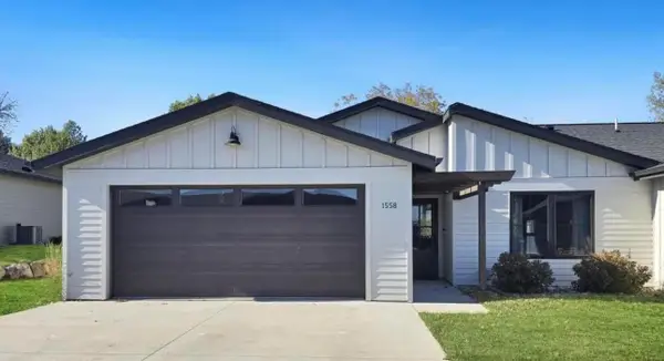 1558 Blaine's Way, Spirit Lake, IA 51360