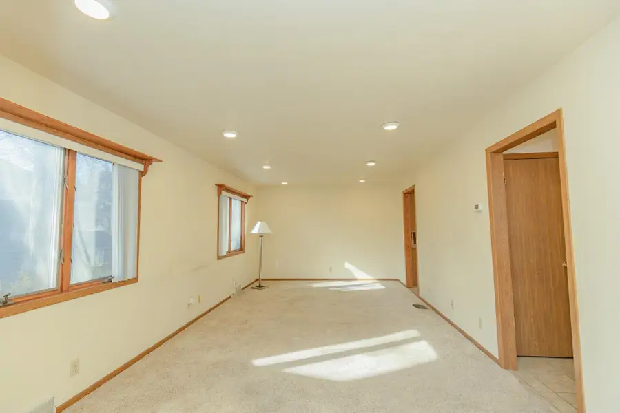 1401 L Ave., Milford, IA 51351 - #2